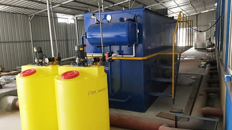 工业除尘器选型关键：布袋除尘器与静电除尘器有何区别？**